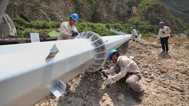 半场-利物浦暂0-1埃弗顿 红军后防集体犯错科纳特乌龙助攻