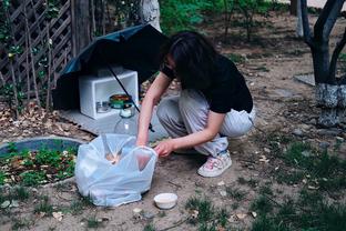 意媒：签约奥斯梅恩涉嫌财务造假，德佬被调查结束&可能面临审判